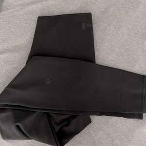 NWOT lululemon align legging blk size6